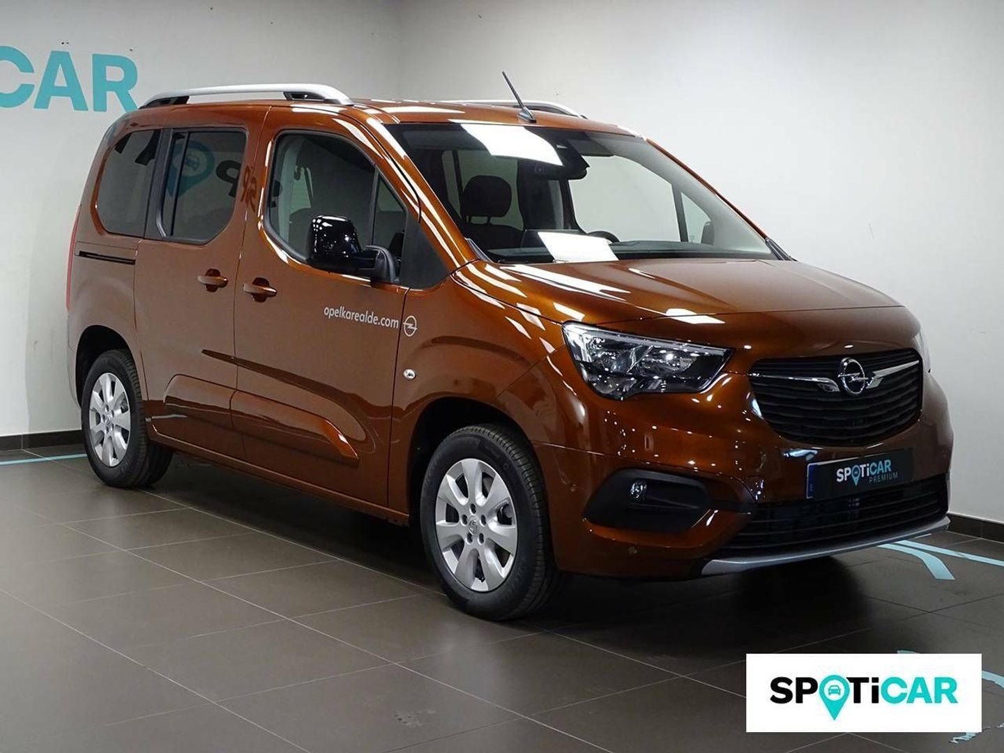 Opel Combo-e Life BEV 50kWh Elegance Plus L 100 kW (136 CV)