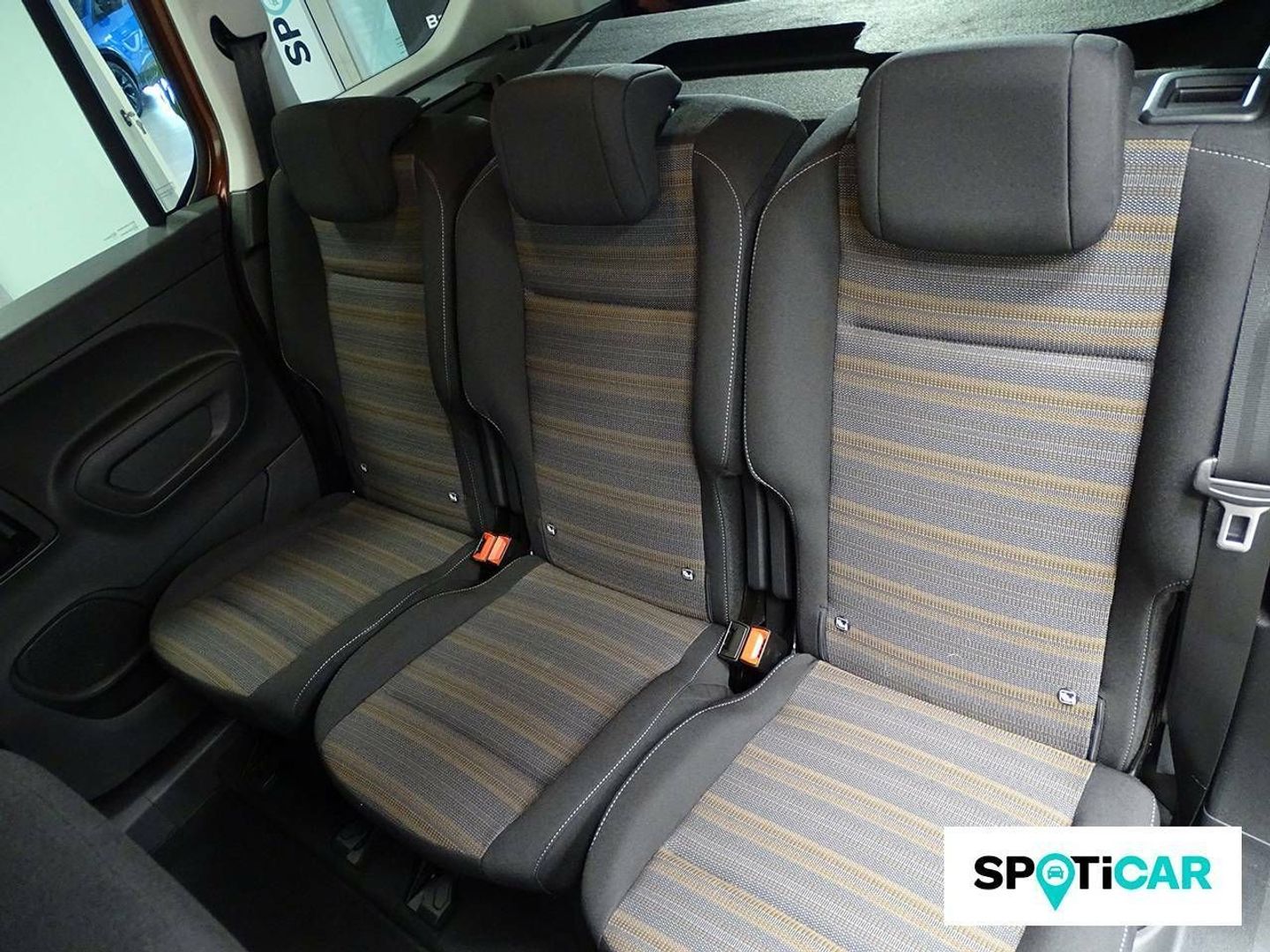 Opel Combo-e Life BEV 50kWh Elegance Plus L 100 kW (136 CV)