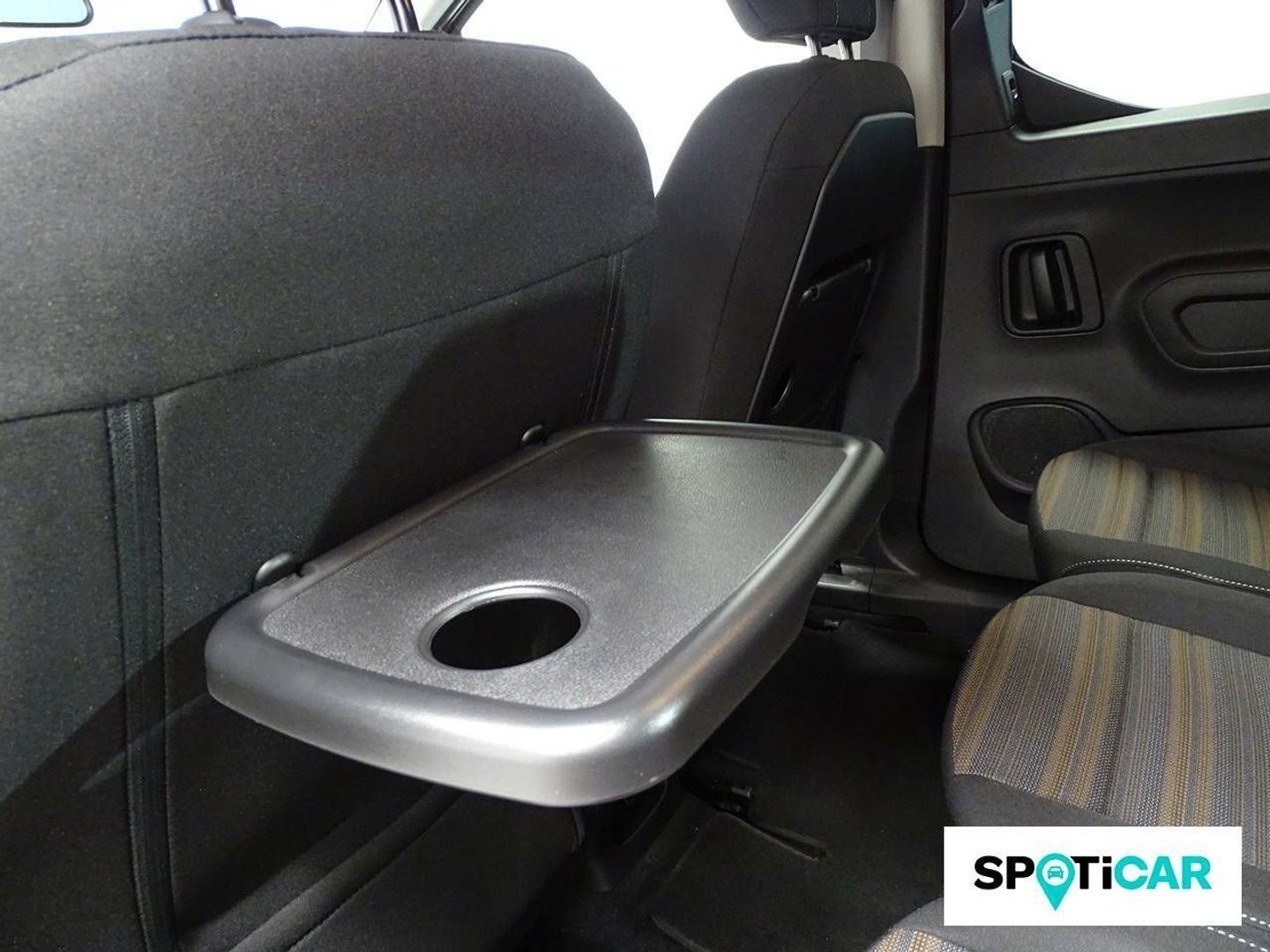 Opel Combo-e Life BEV 50kWh Elegance Plus L 100 kW (136 CV)