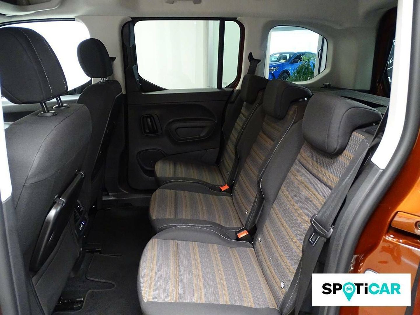 Opel Combo-e Life BEV 50kWh Elegance Plus L 100 kW (136 CV)