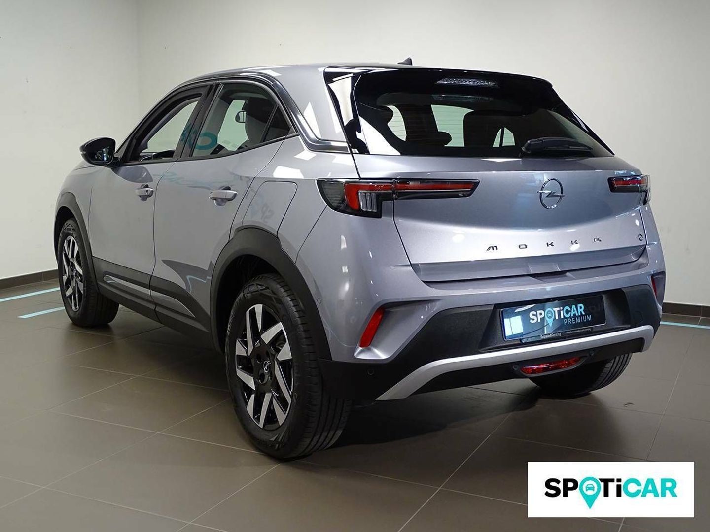 Opel Mokka-e BEV 50kWh Business Elegance-e100 kW (136 CV)