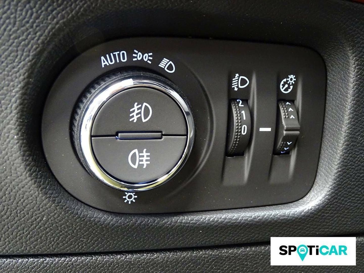 Opel Mokka-e BEV 50kWh GS-e 100 kW (136 CV)