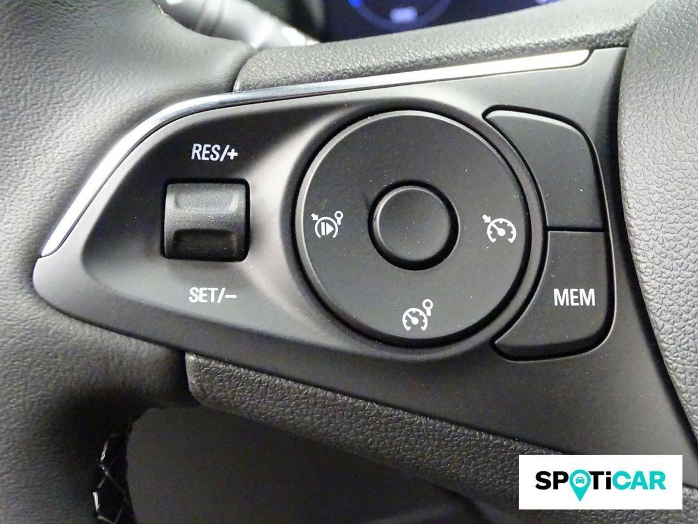 Opel Mokka-e BEV 50kWh GS-e 100 kW (136 CV)