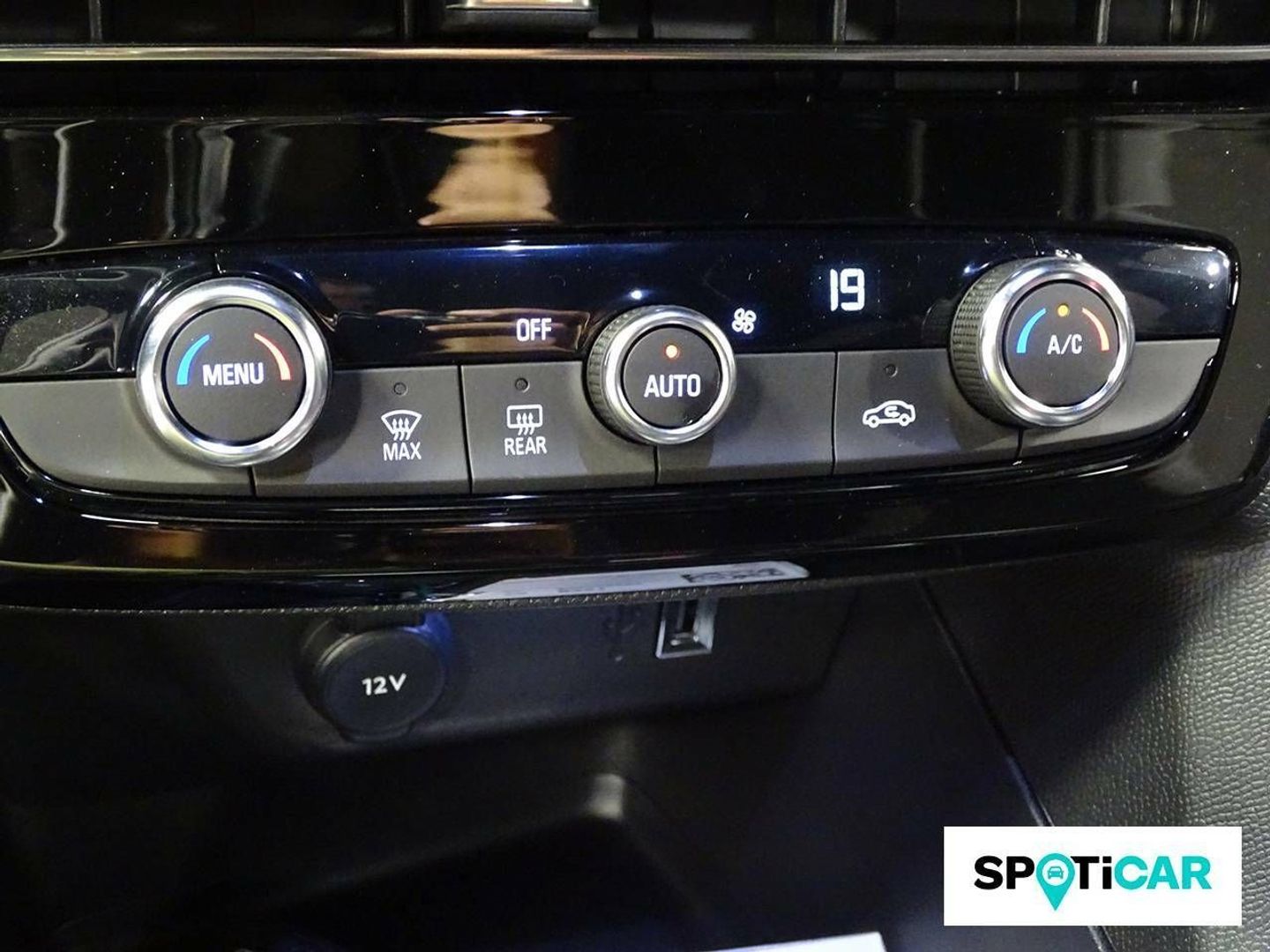 Opel Mokka-e BEV 50kWh GS-e 100 kW (136 CV)