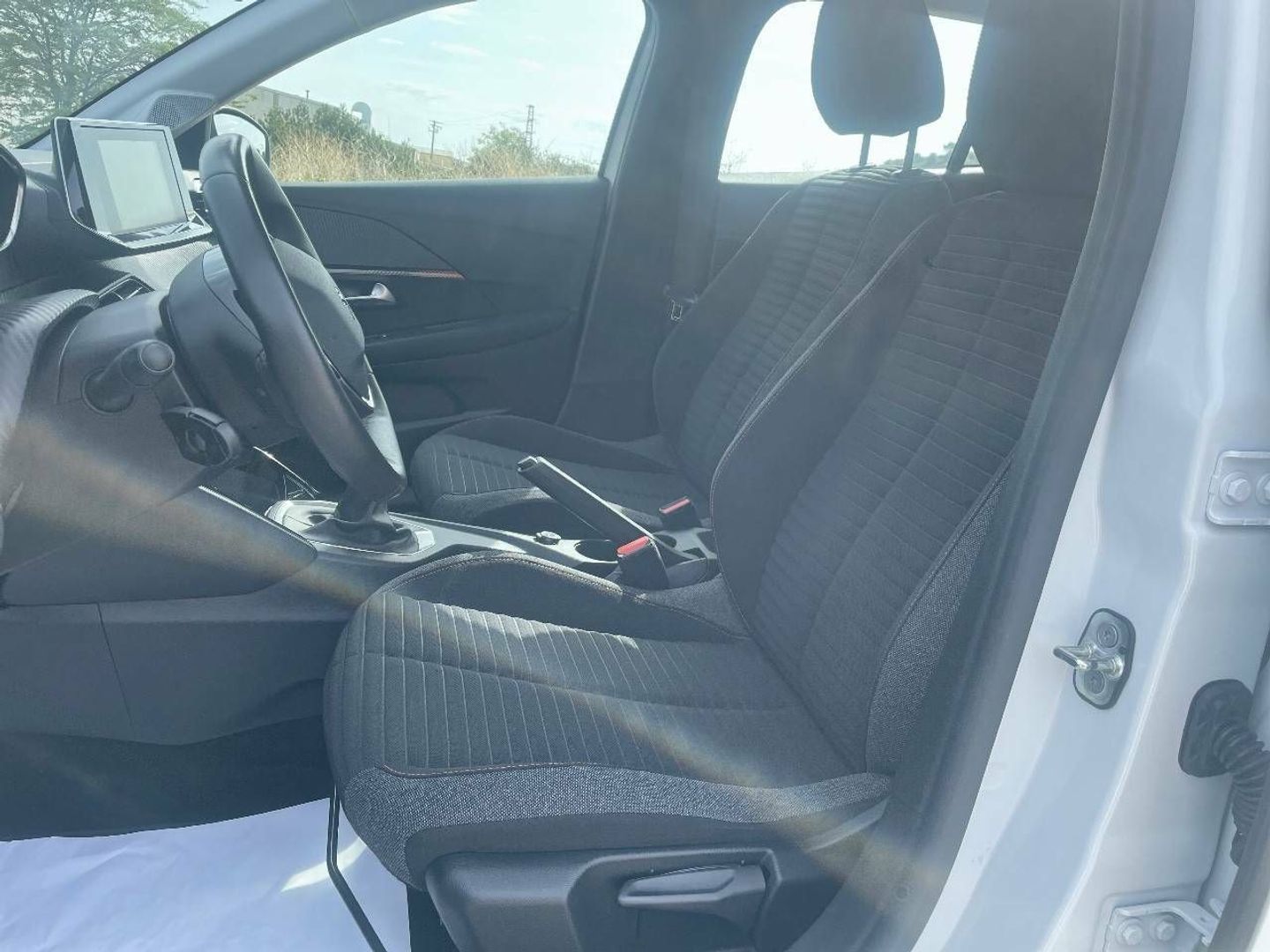 Peugeot 208 BlueHDi 100 Active 75 kW (100 CV)