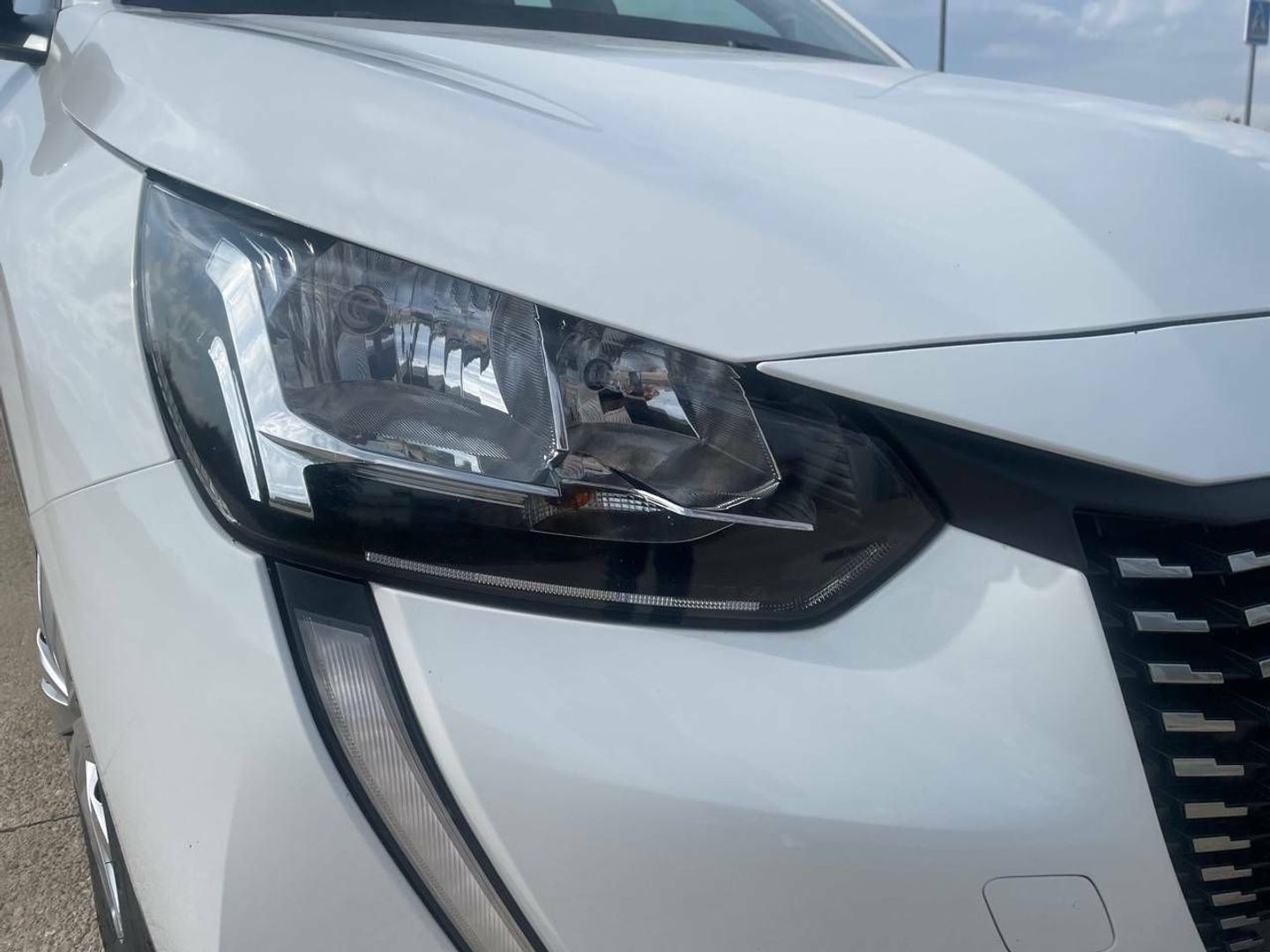 Peugeot 208 BlueHDi 100 Active 75 kW (100 CV)