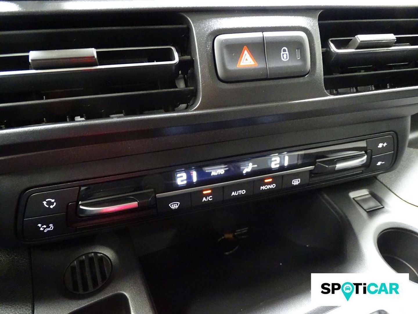 Citroen ë-Berlingo Shine Talla M 50kWh 100 kW (136 CV)
