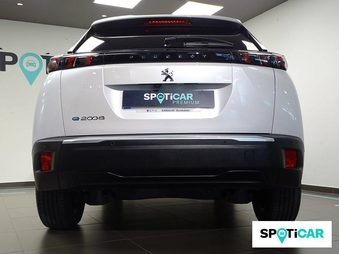 Peugeot e-2008 Eléctrico Allure Pack 100 kW (136 CV)