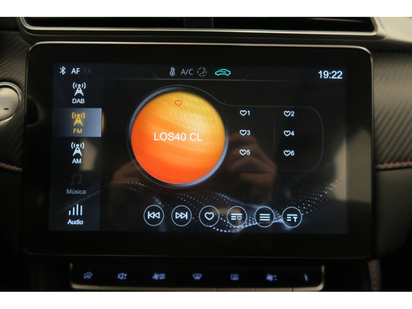 MG ZS 1.0T Luxury 82 kW (111 CV)