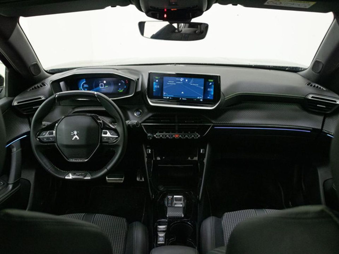 Peugeot e-2008 Eléctrico GT 100 kW (136 CV)