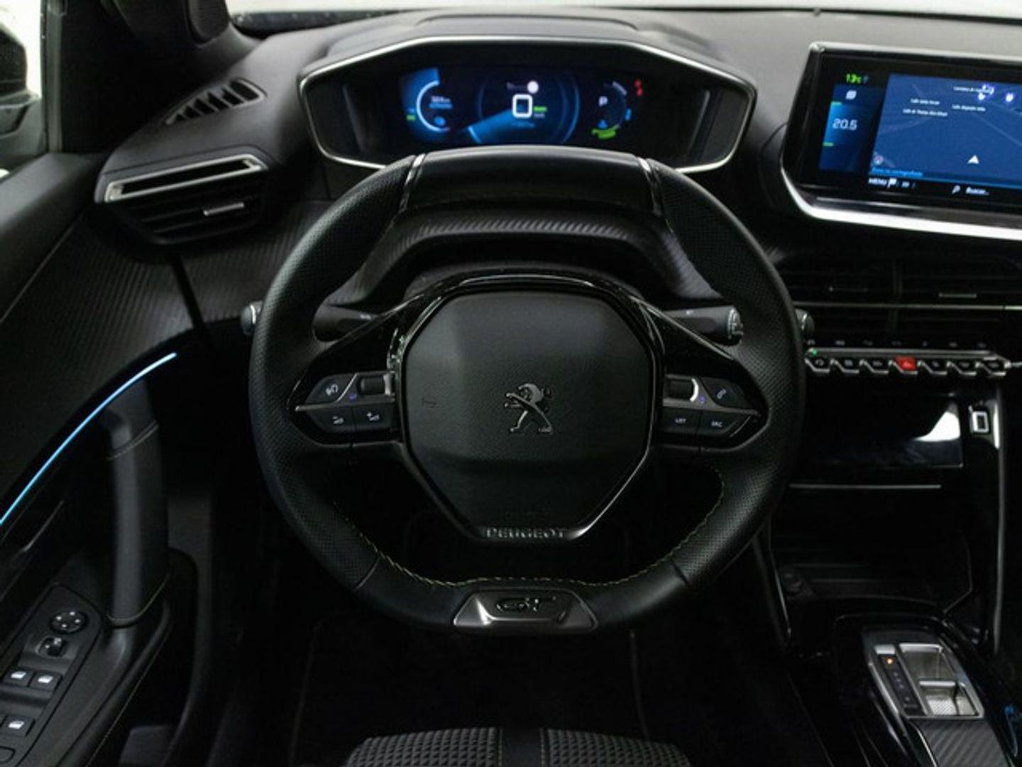 Peugeot e-2008 Eléctrico GT 100 kW (136 CV)