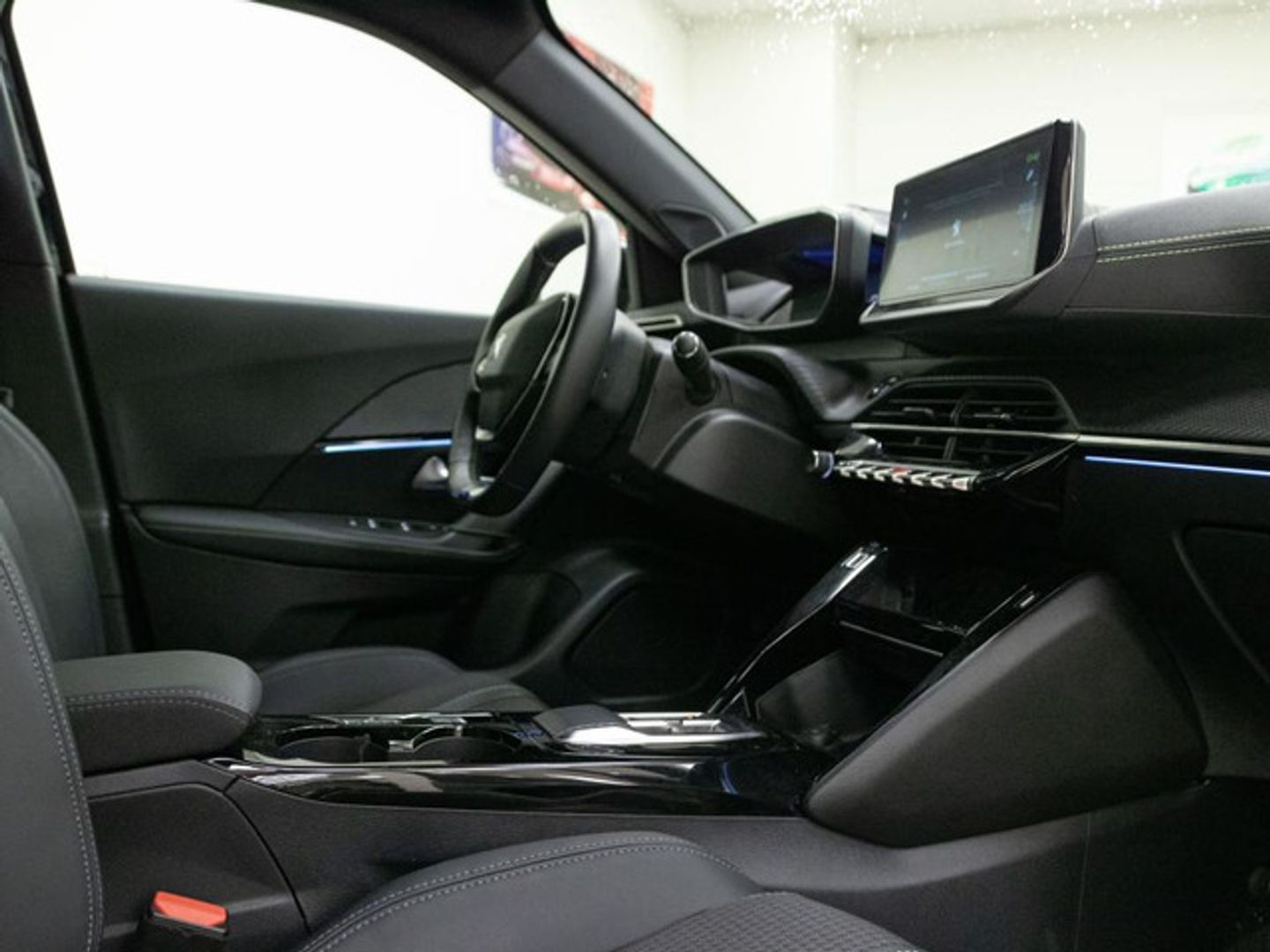 Peugeot e-2008 Eléctrico GT 100 kW (136 CV)
