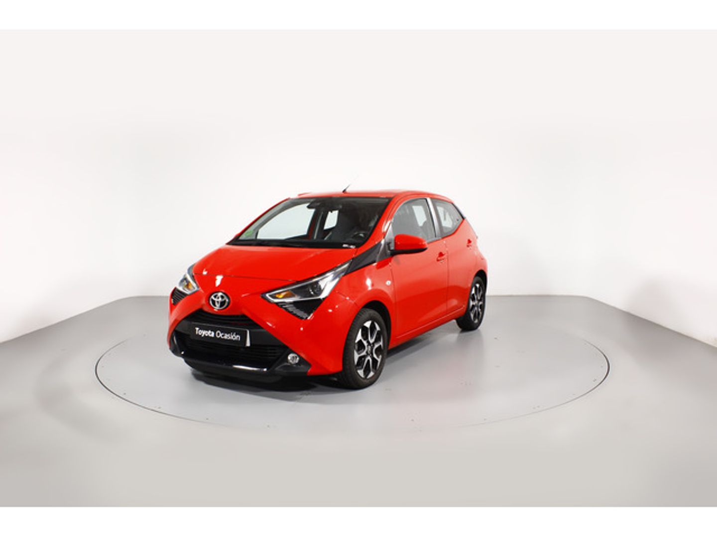 Toyota Aygo 1.0 70 x-play 53 kW (72 CV)