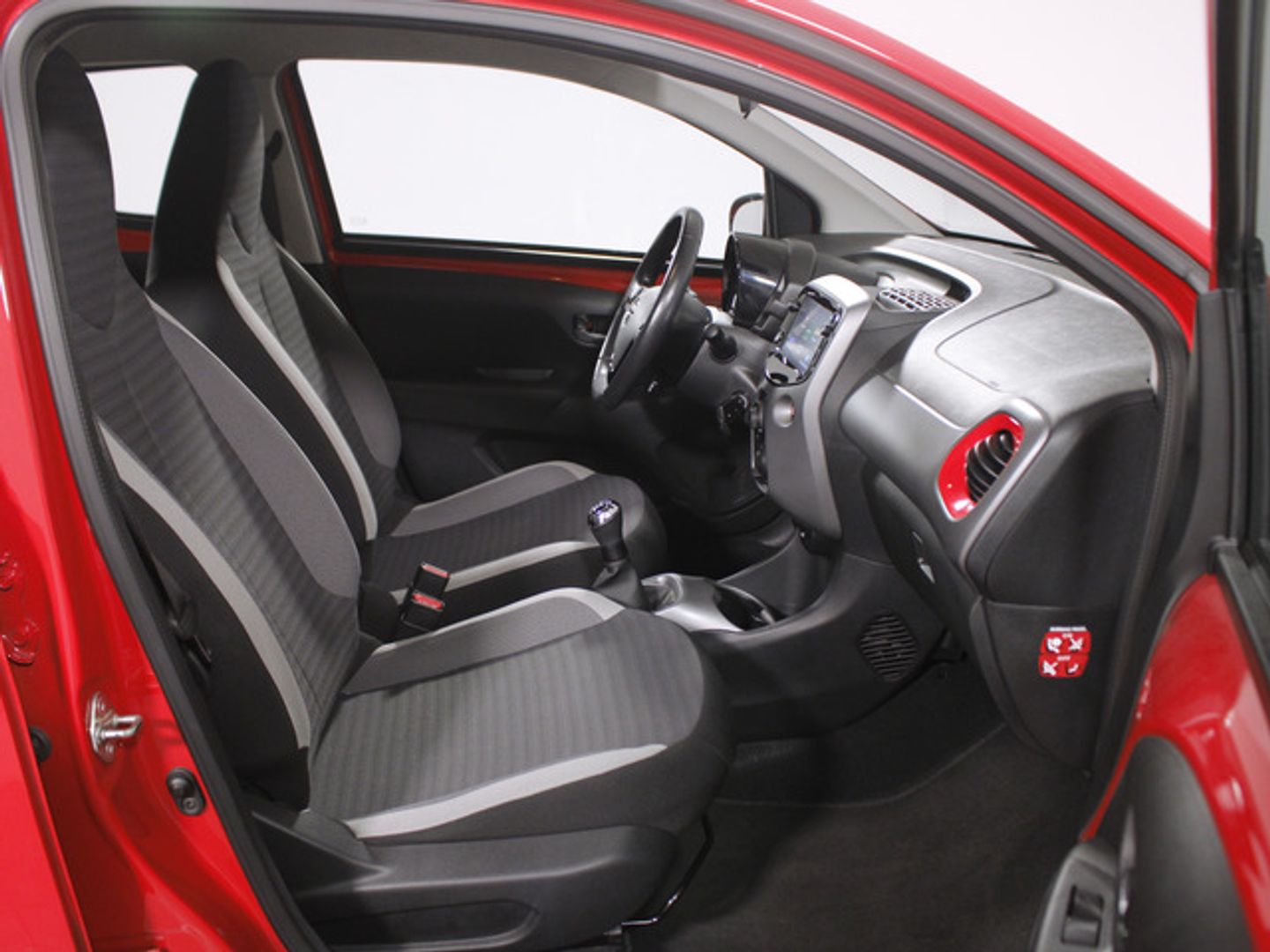 Toyota Aygo 1.0 70 x-play 53 kW (72 CV)
