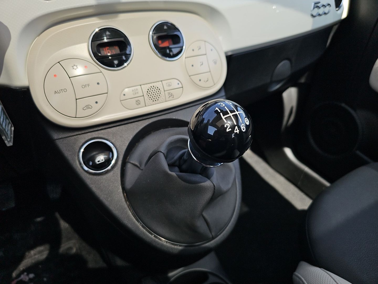 Fiat 500 1.0 Hybrid Dolcevita 51 kW (70 CV)