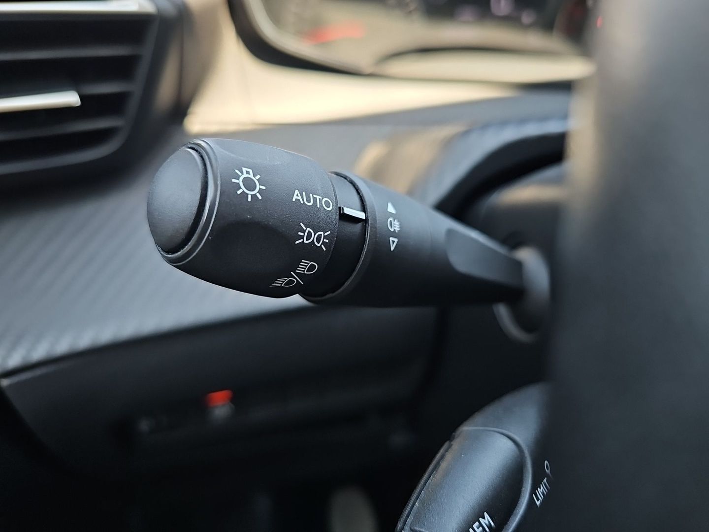 Peugeot 208 PureTech 75 S&S Active 55 kW (75 CV)