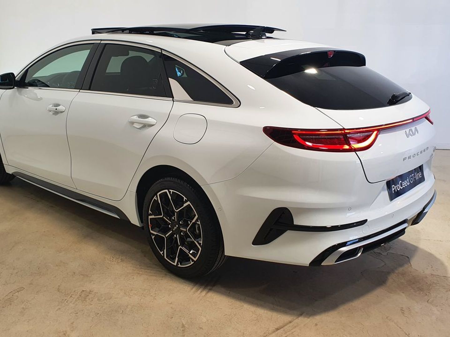 Kia ProCeed 1.5 MHEV GT Line