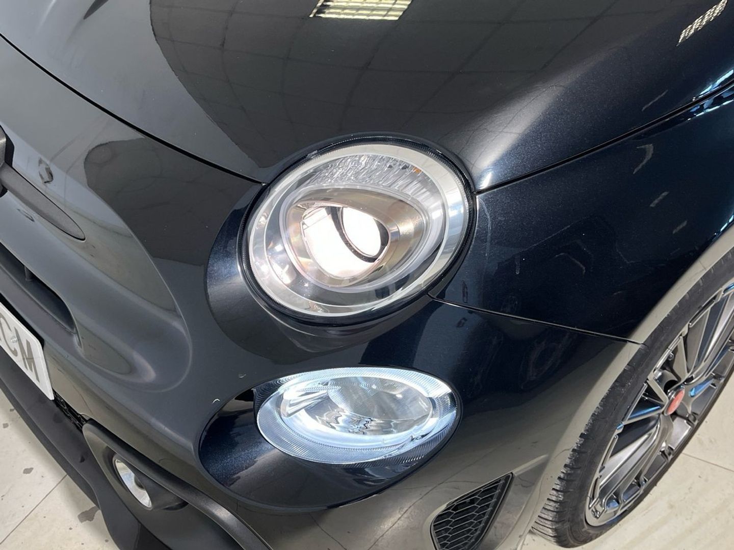 Abarth 500 1.4 16v T-Jet 695 132 kW (180 CV)