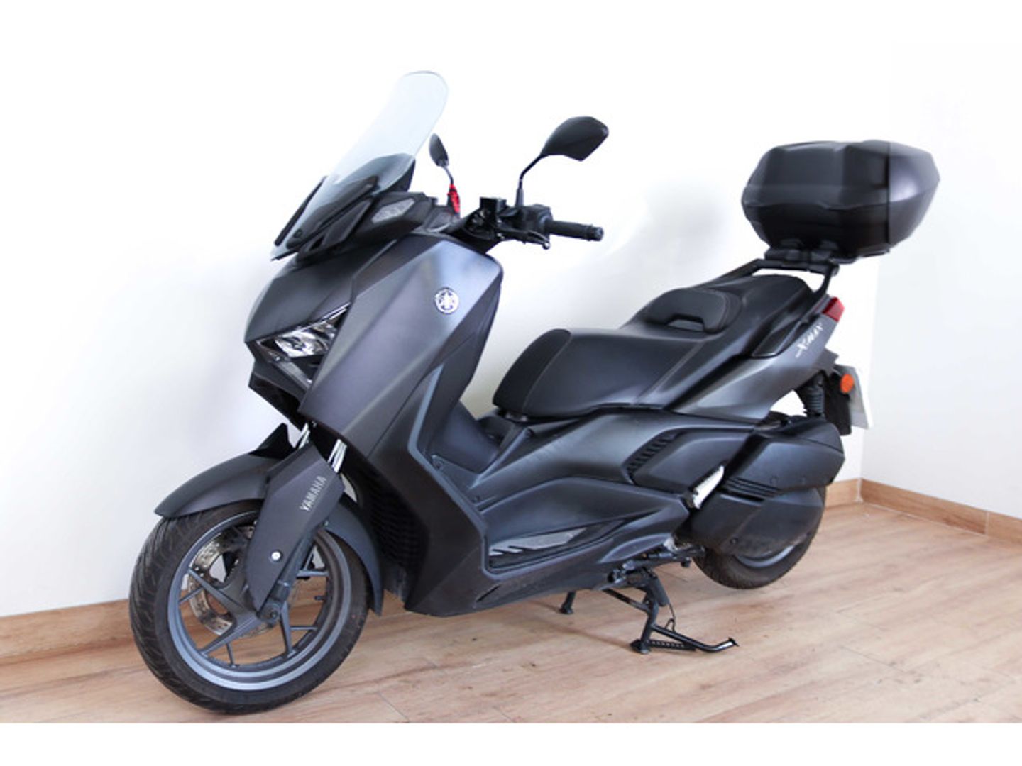 Yamaha X-Max 300