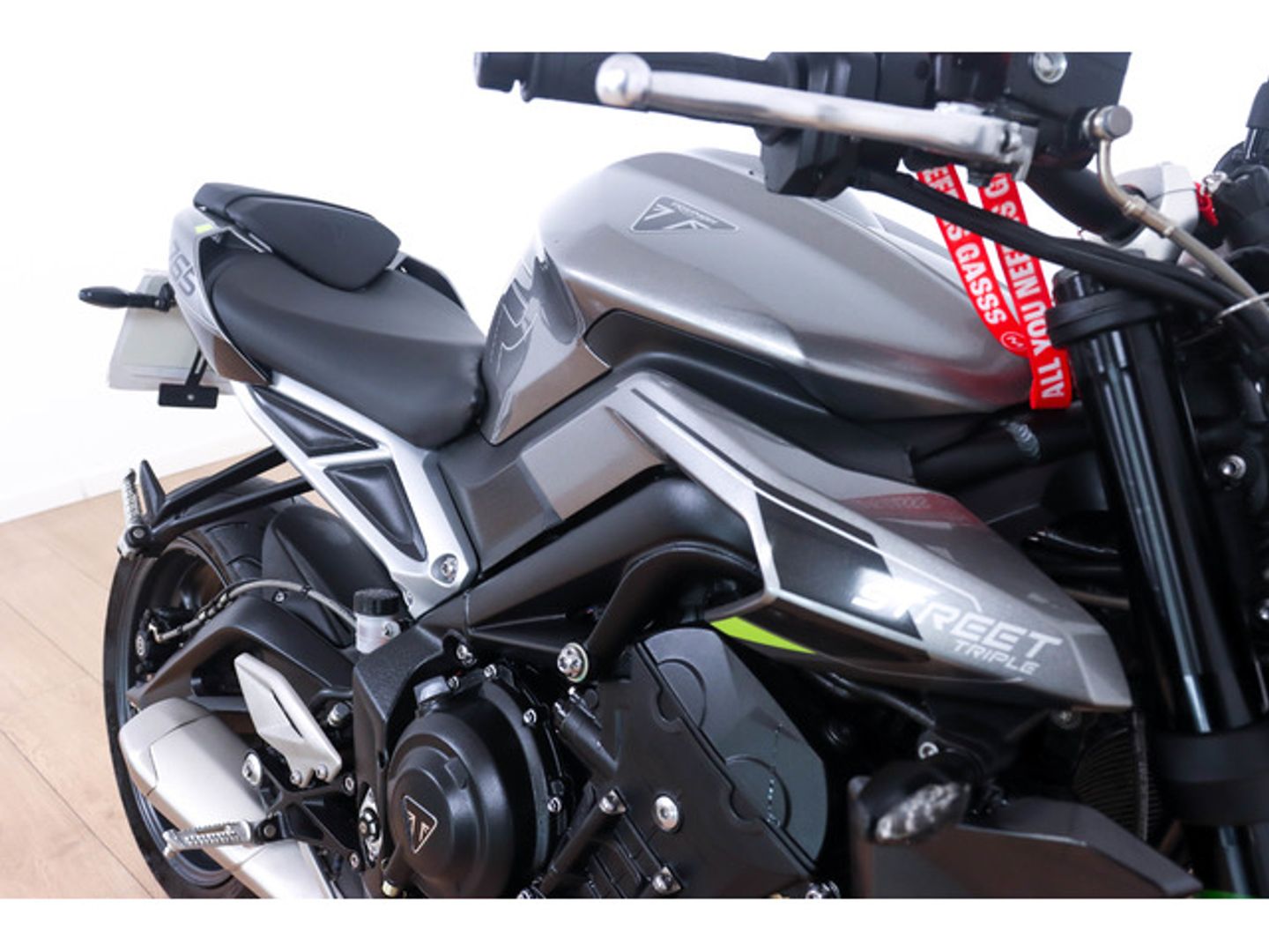 Triumph Street Triple 765 R