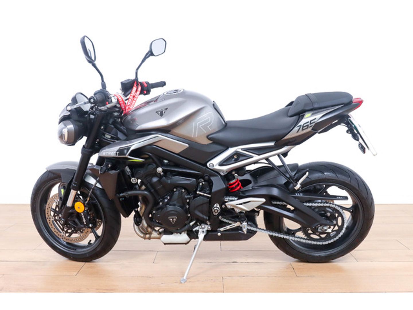 Triumph Street Triple 765 R