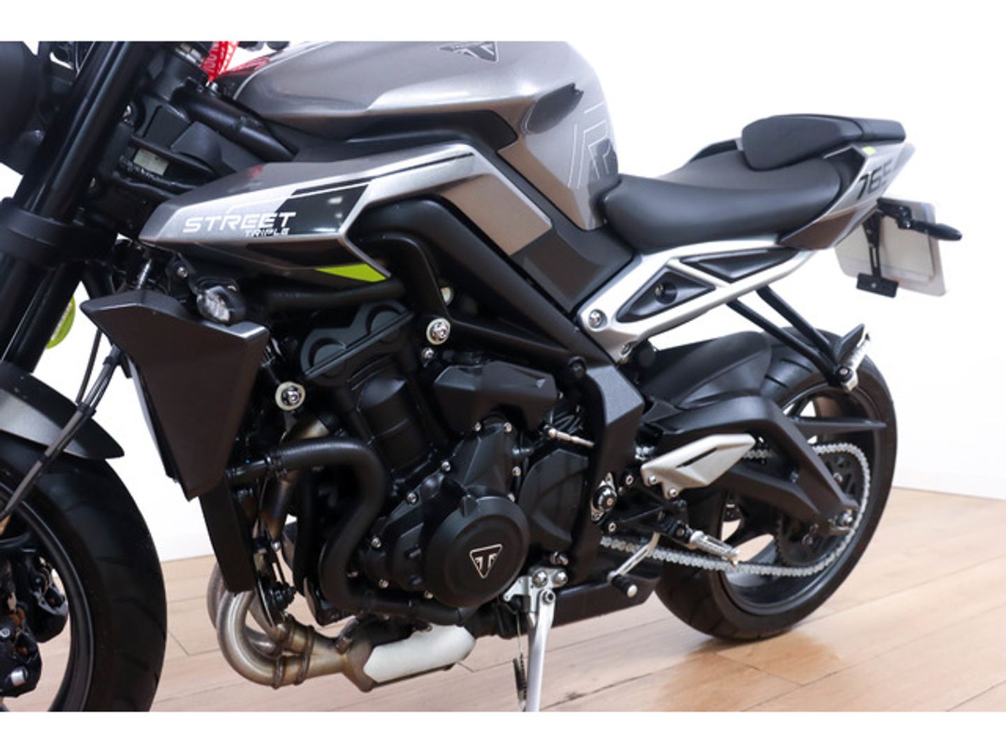 Triumph Street Triple 765 R