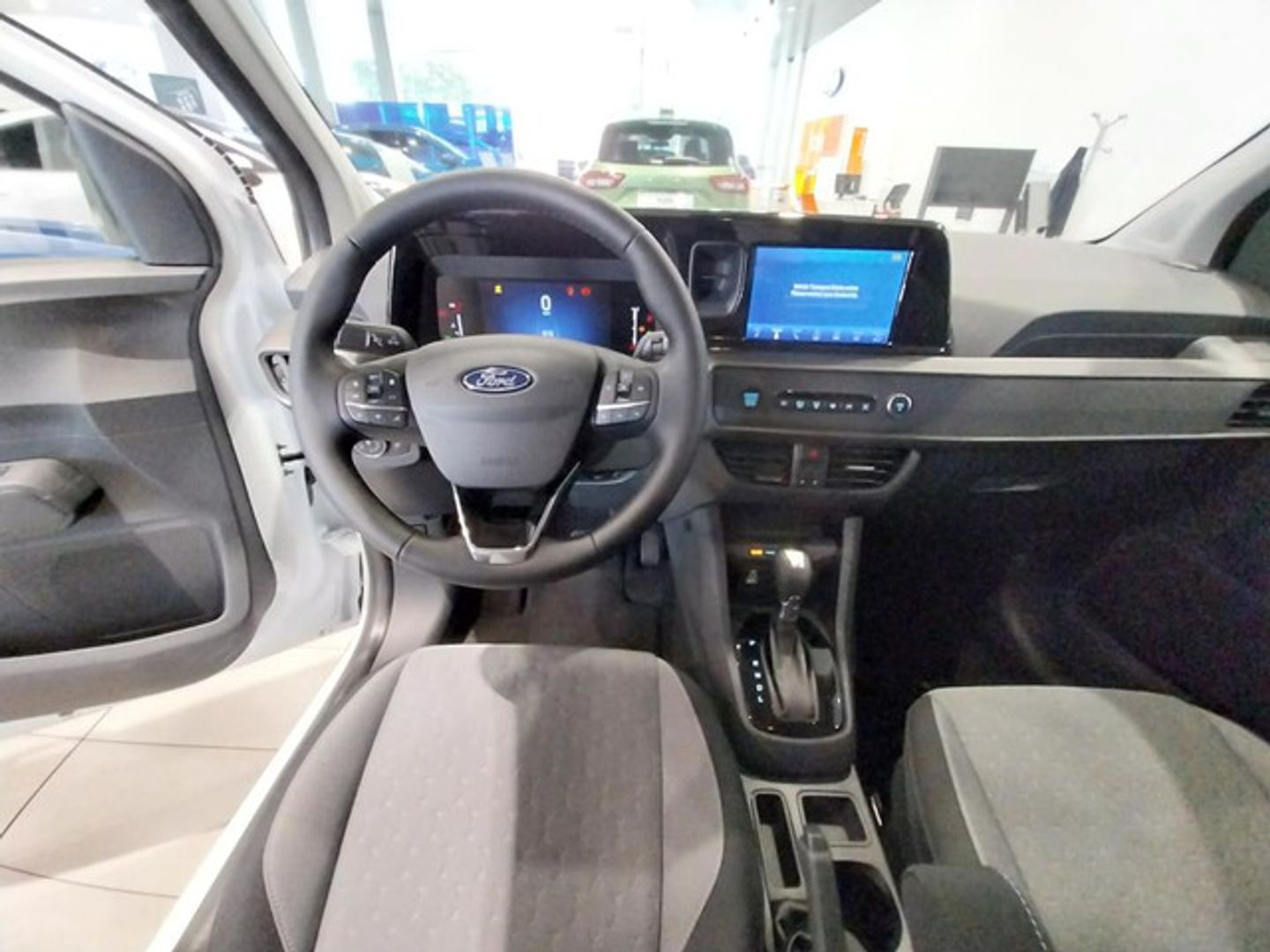 Ford Tourneo Courier 1.0 Ecoboost Titanium