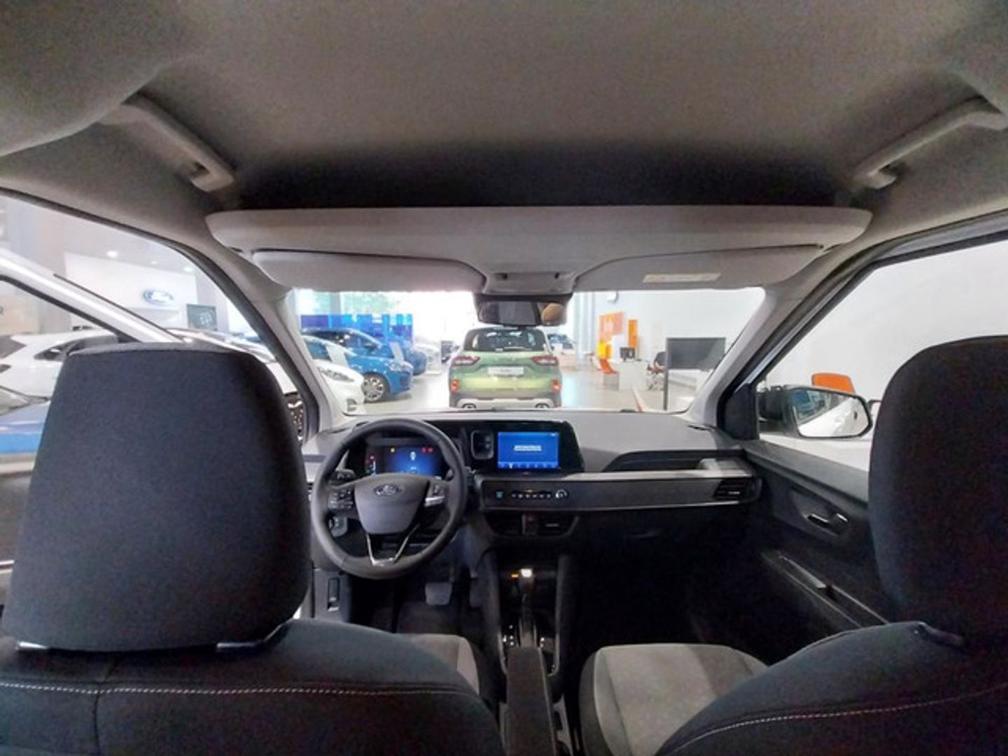 Ford Tourneo Courier 1.0 Ecoboost Titanium