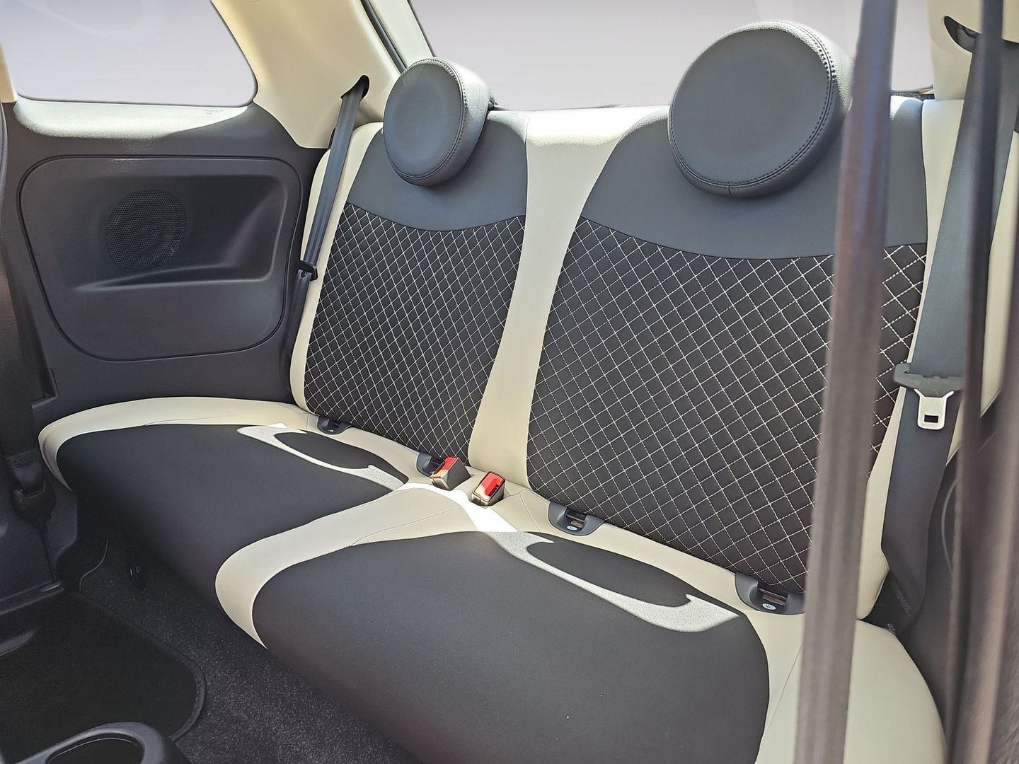 Fiat 500 1.0 Hybrid Dolcevita 51 kW (70 CV)