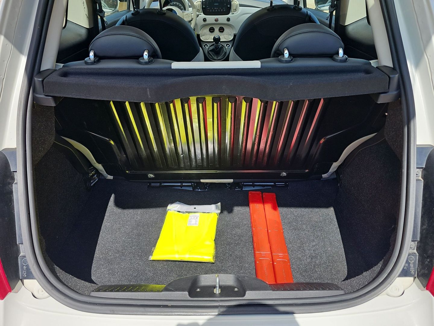 Fiat 500 1.0 Hybrid Dolcevita 51 kW (70 CV)