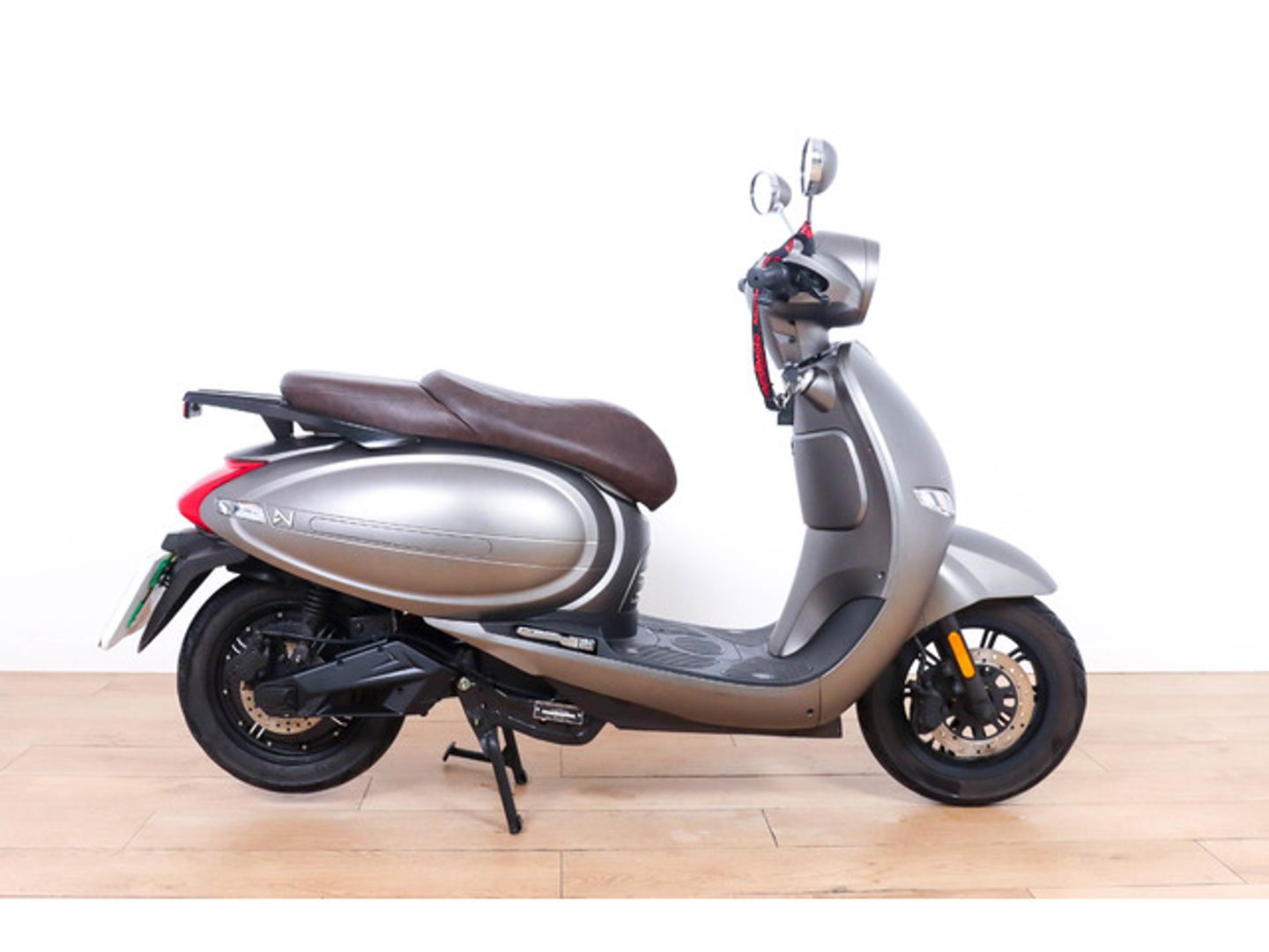 Nmoto LX 06