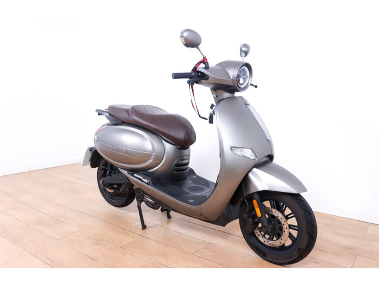 Nmoto LX 06