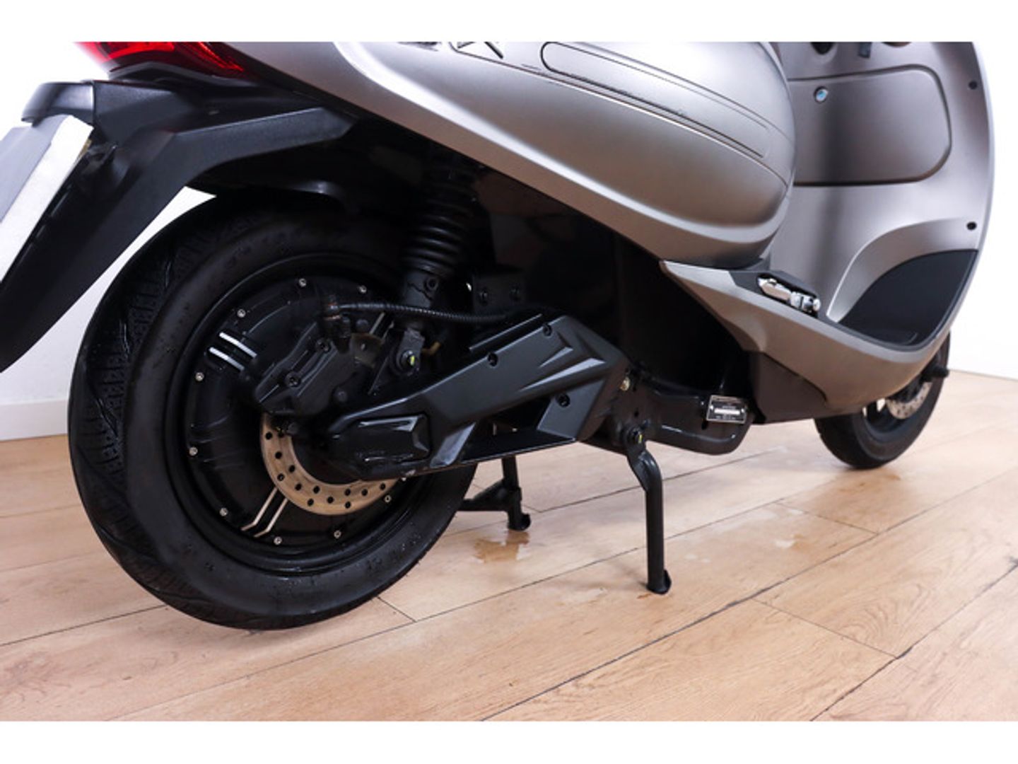 Nmoto LX 06