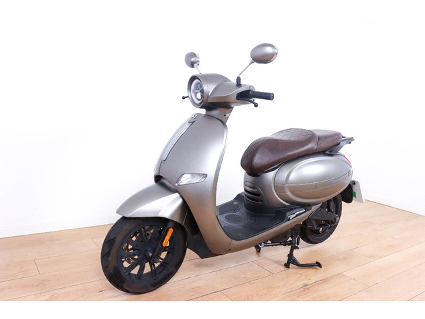 Nmoto LX 06