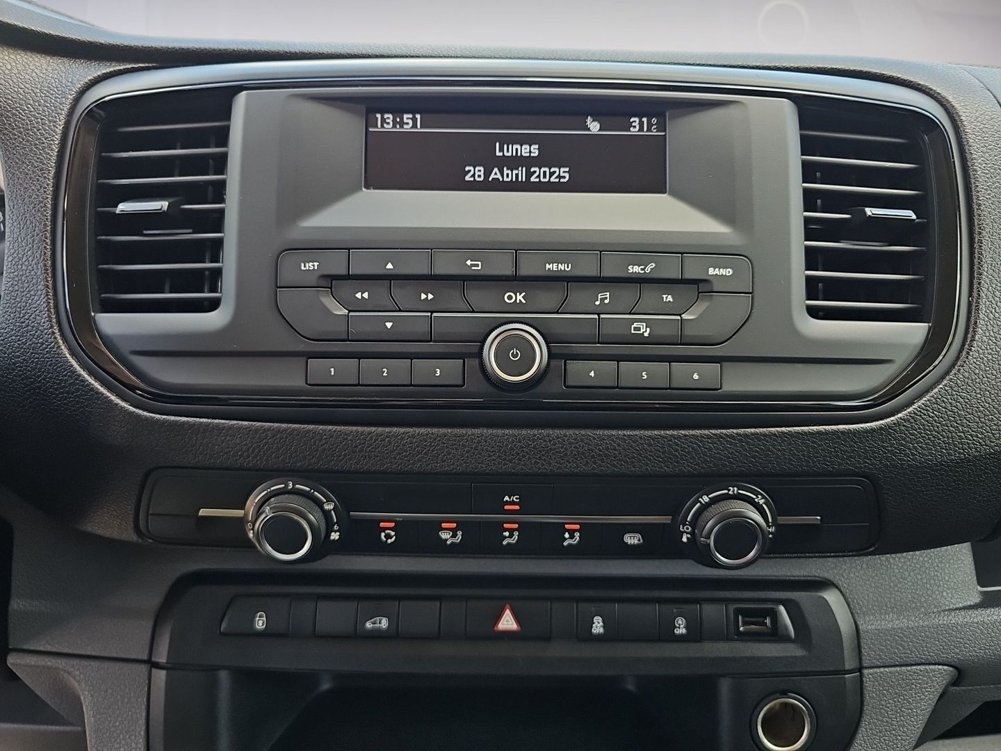 Peugeot Expert Furgon BlueHDi 120 S&S Pro Standard 88 kW (120 CV)