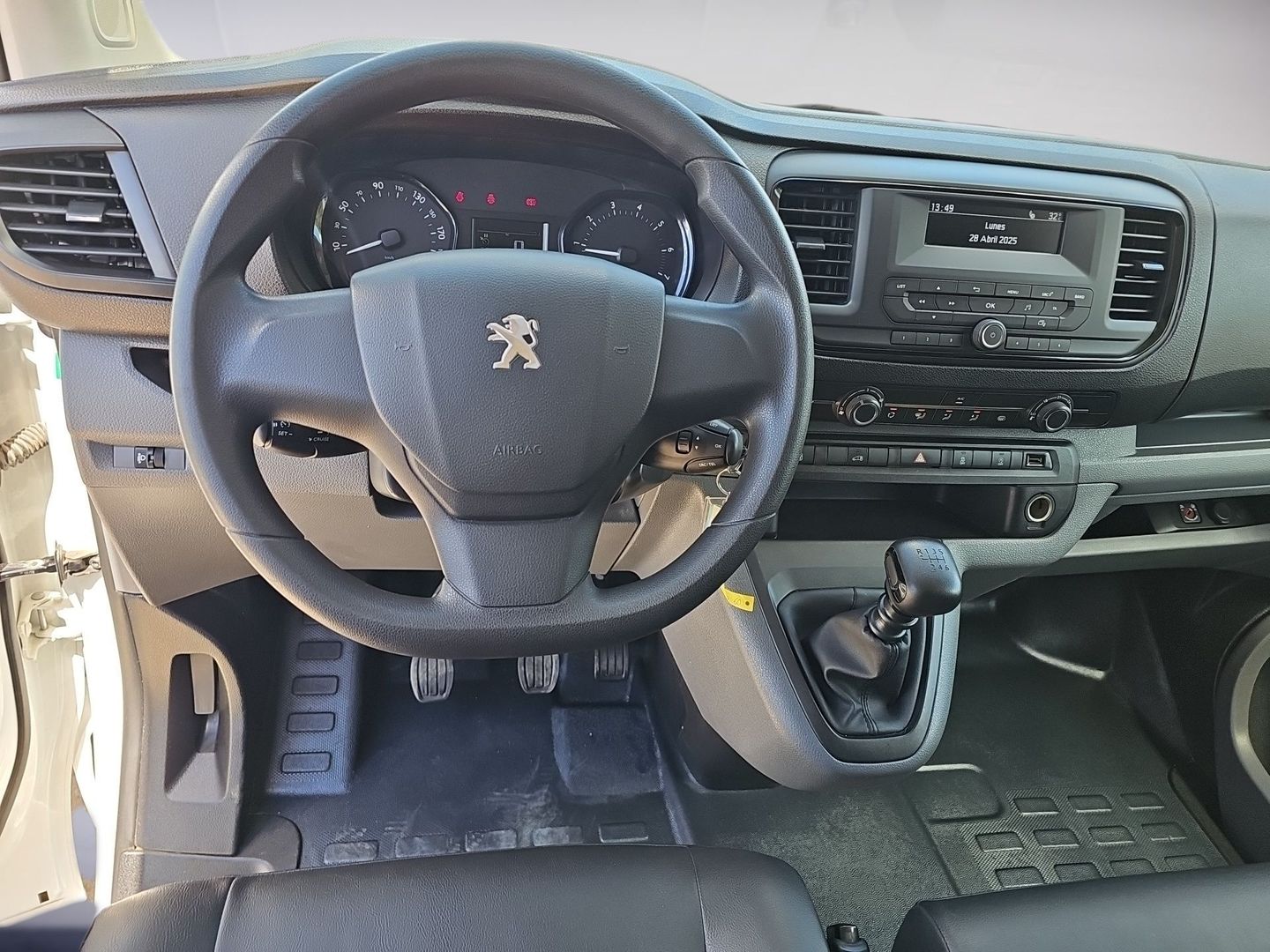 Peugeot Expert Furgon BlueHDi 120 S&S Pro Standard 88 kW (120 CV)