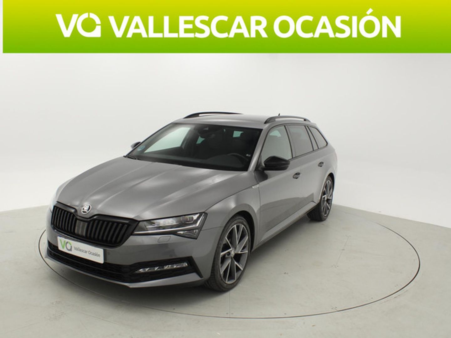 Skoda Superb Combi 2.0 TDI Sportline Gris Familiar