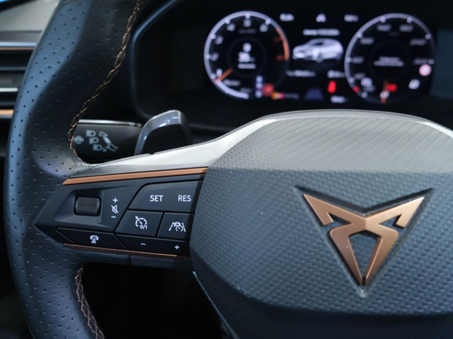 CUPRA León 1.5 eTSI DSG 110 kW (150 CV)