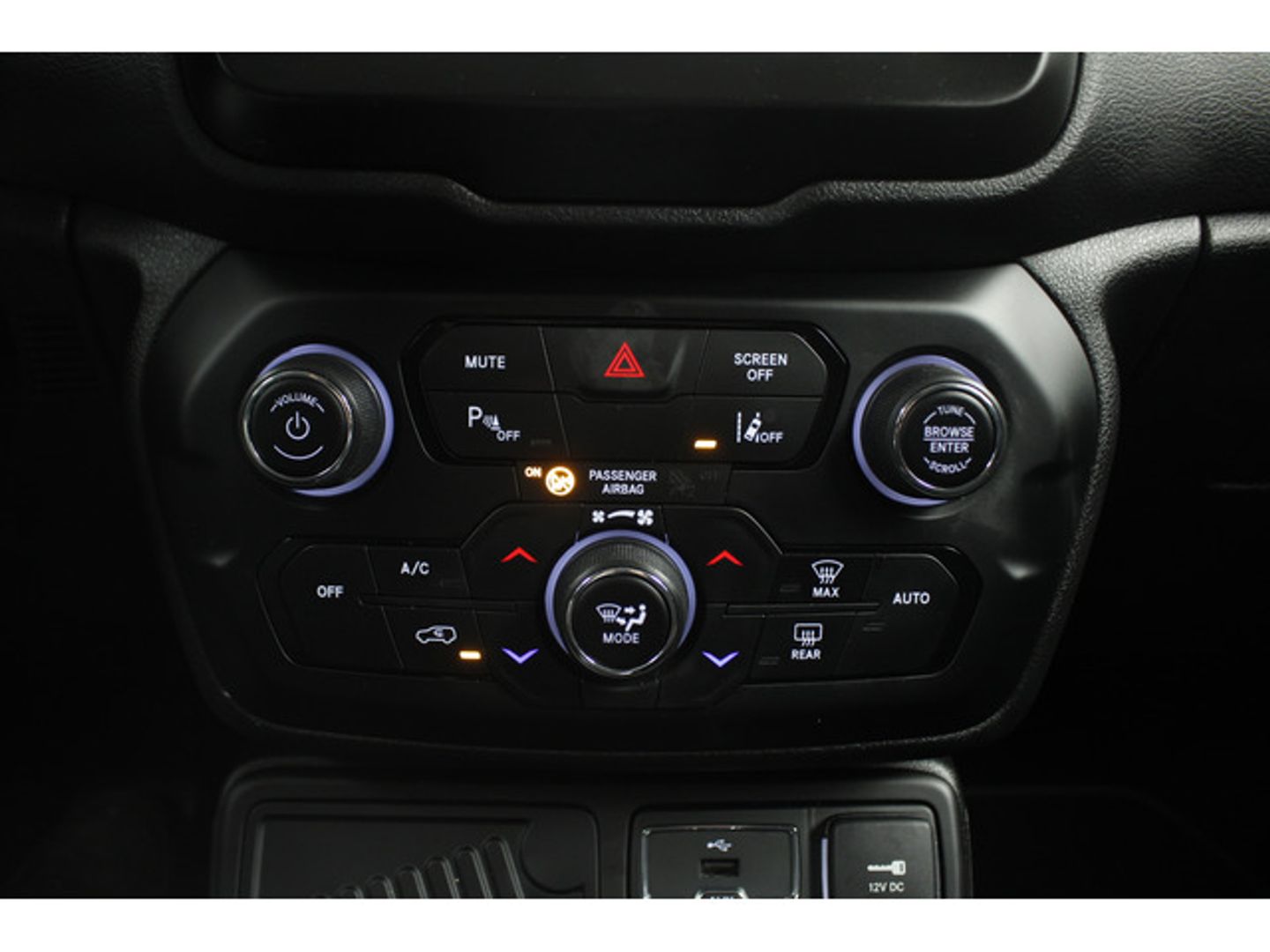 Jeep Renegade 1.3G Night Eagle 4x2 DDCT 110 kW (150 CV)