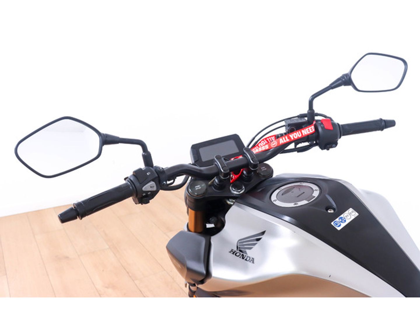 Honda CB125R