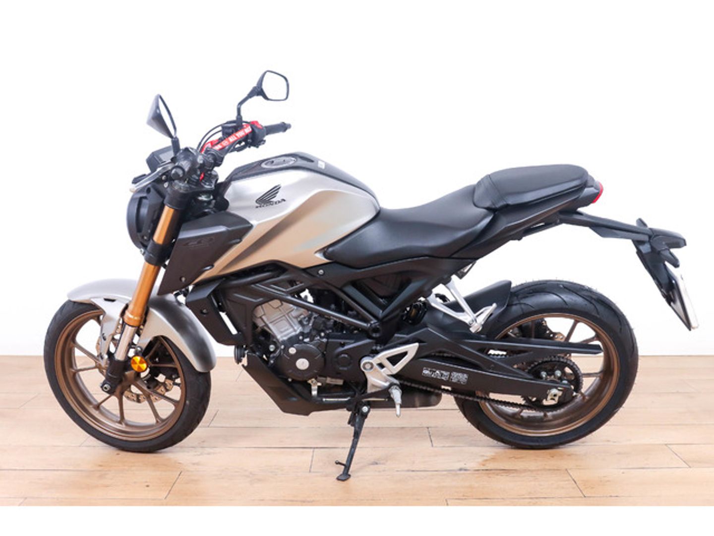 Honda CB125R