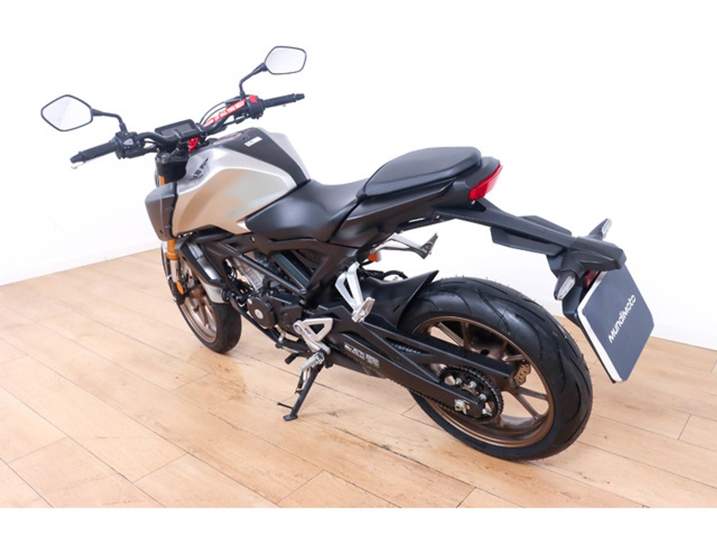Honda CB125R