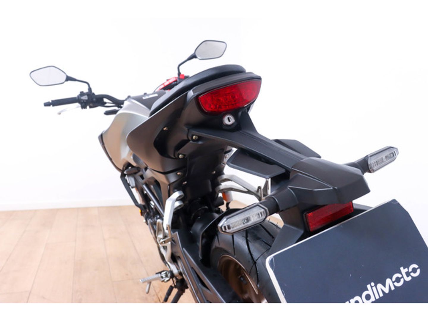 Honda CB125R