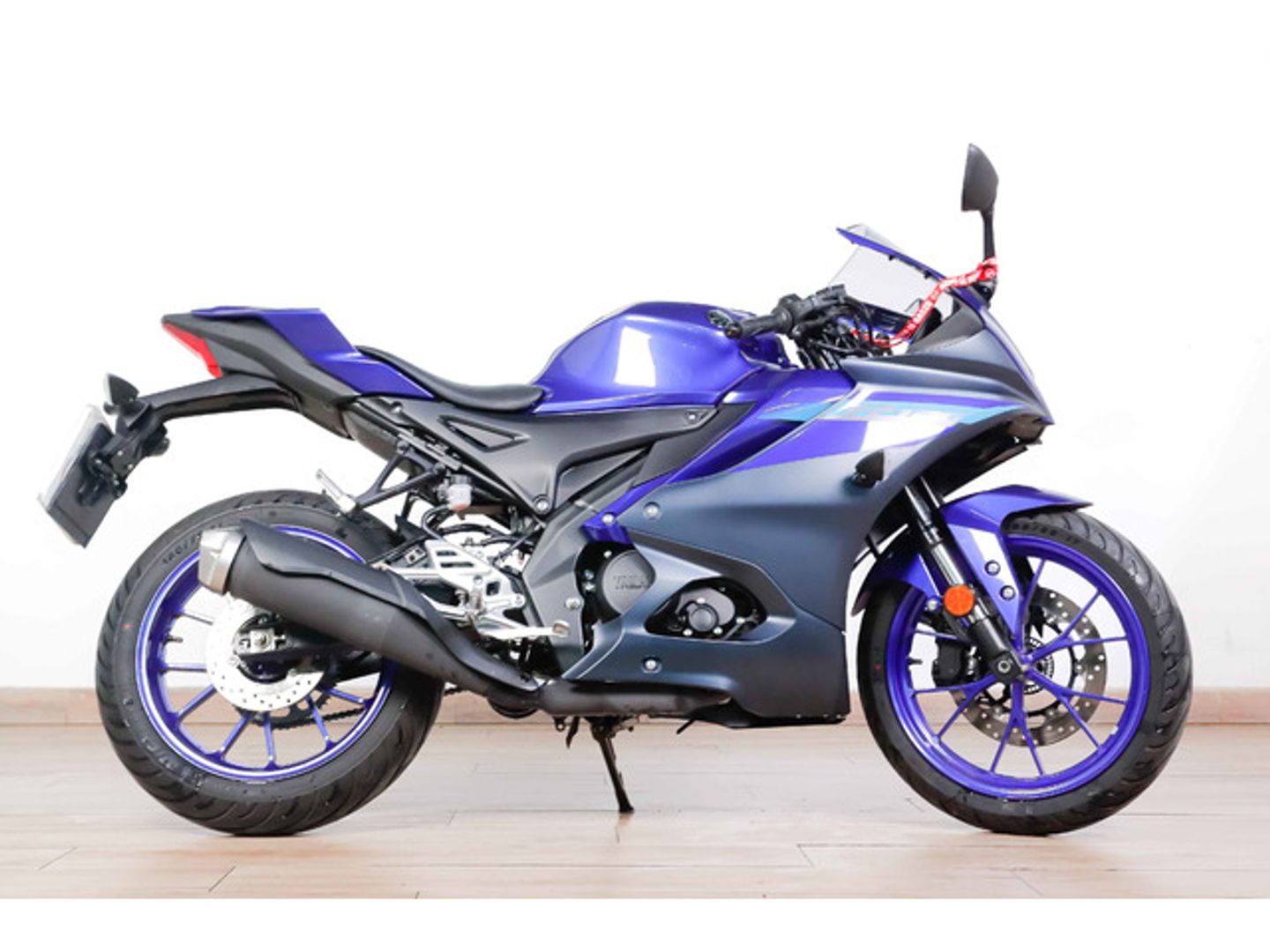 Yamaha R 125 Azul Motorcycle