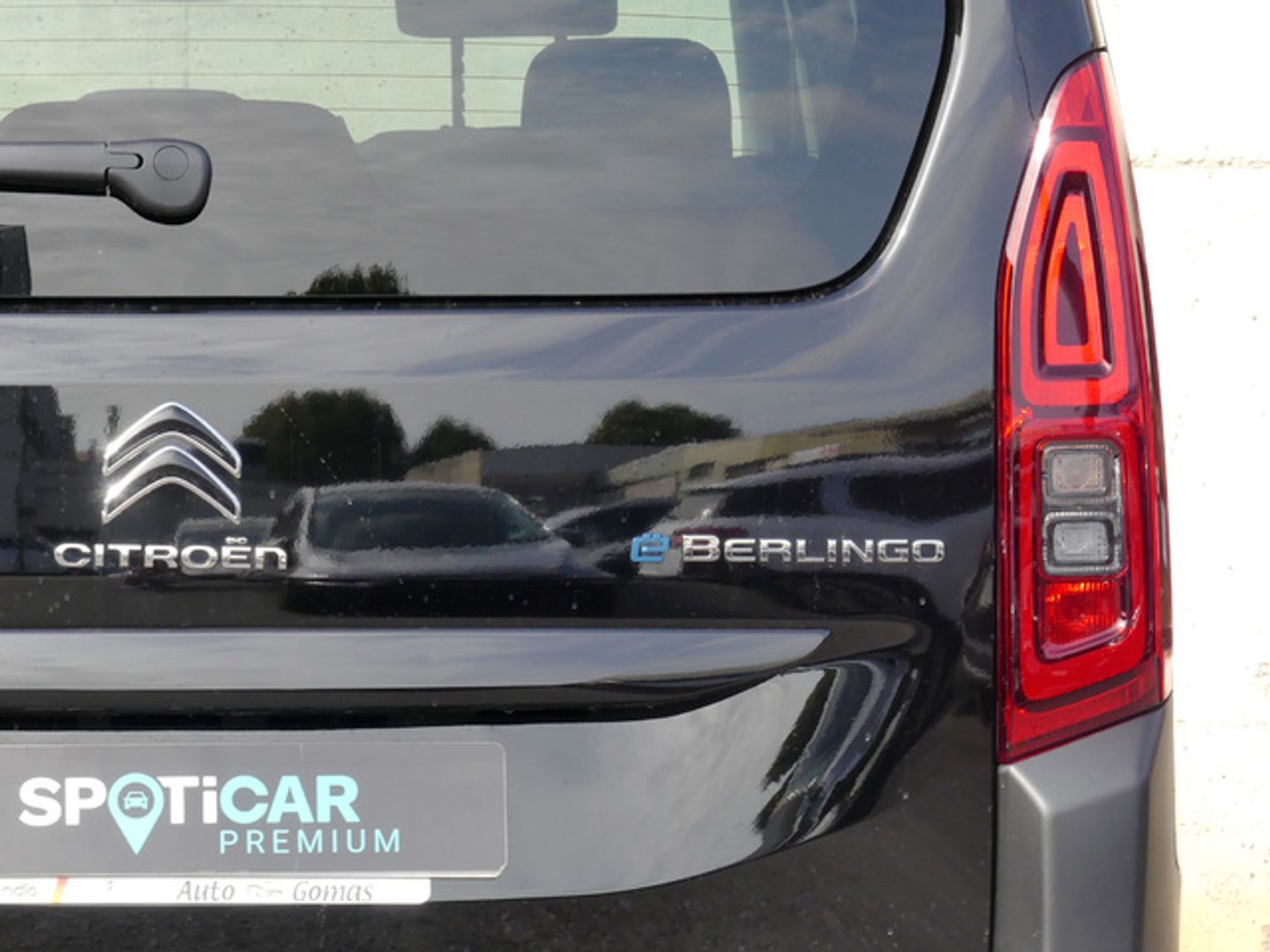 Citroen ë-Berlingo Shine Talla XL 50 kWh 100 kW (136 CV)