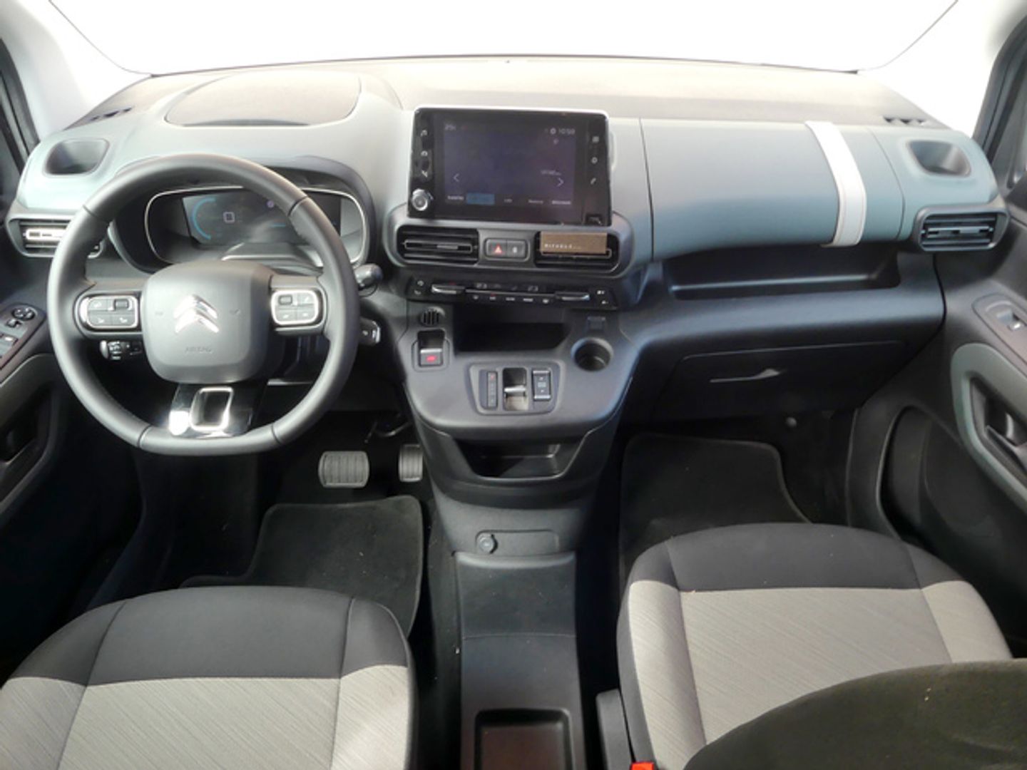 Citroen ë-Berlingo Shine Talla XL 50 kWh 100 kW (136 CV)
