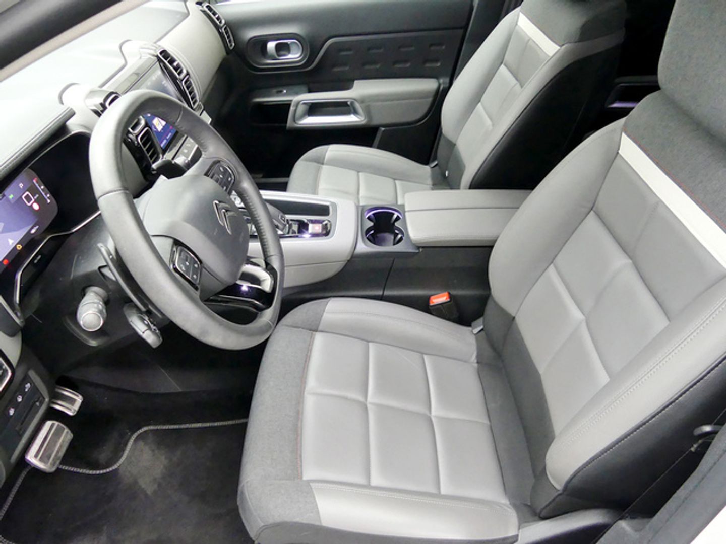 Citroen C5 Aircross BlueHdi 130 S&S Shine EAT8 96 kW (131 CV)