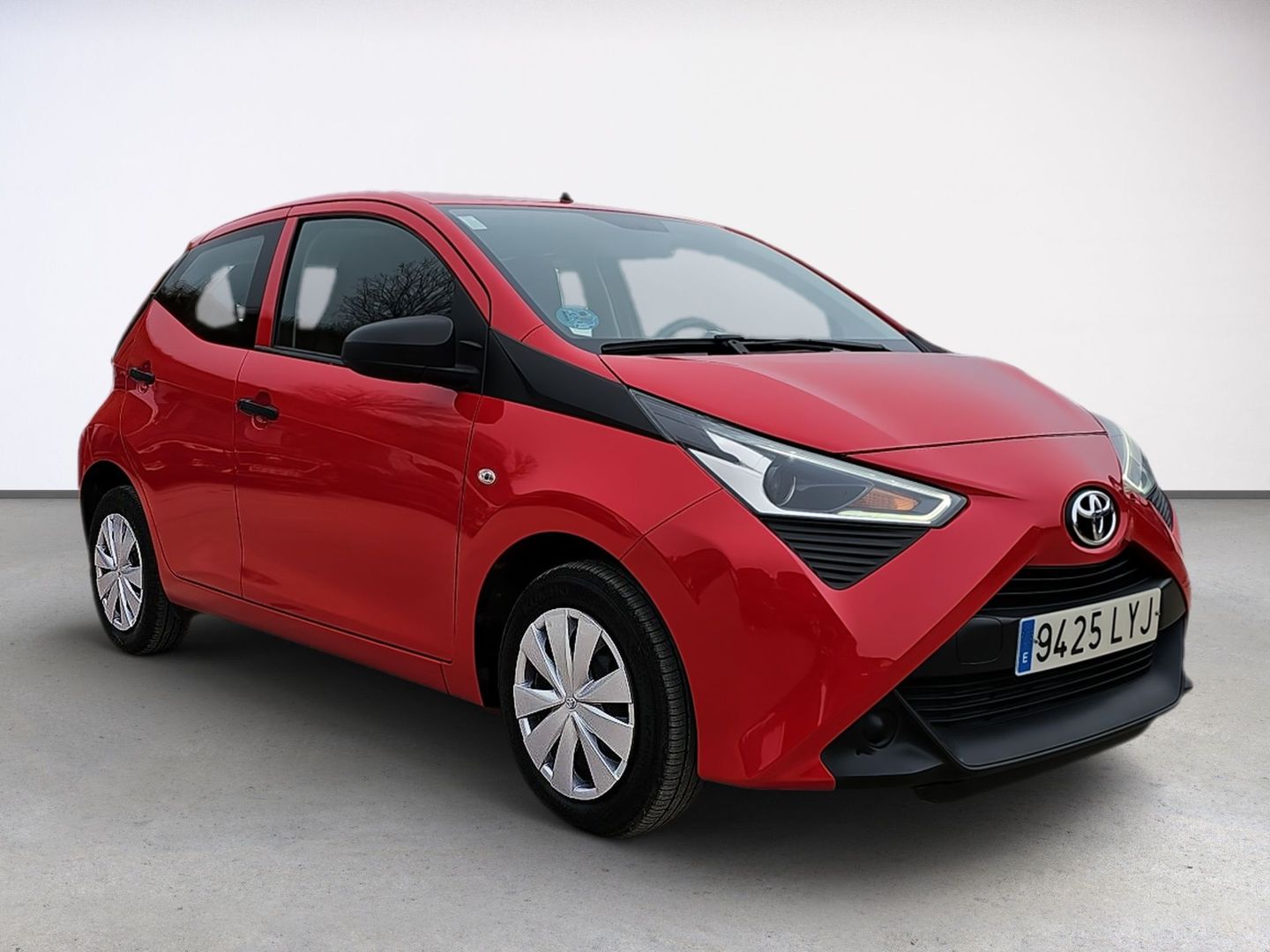 Toyota Aygo 1.0 70 x-play 53 kW (72 CV)