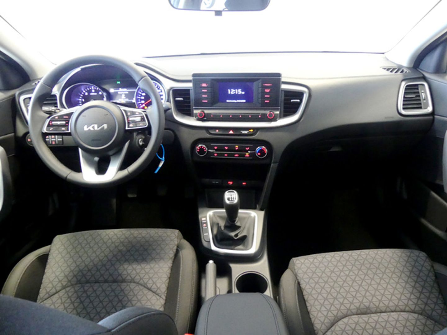 Kia Ceed Tourer 1.6 MHEV iMT Concept 100 kW (136 CV)