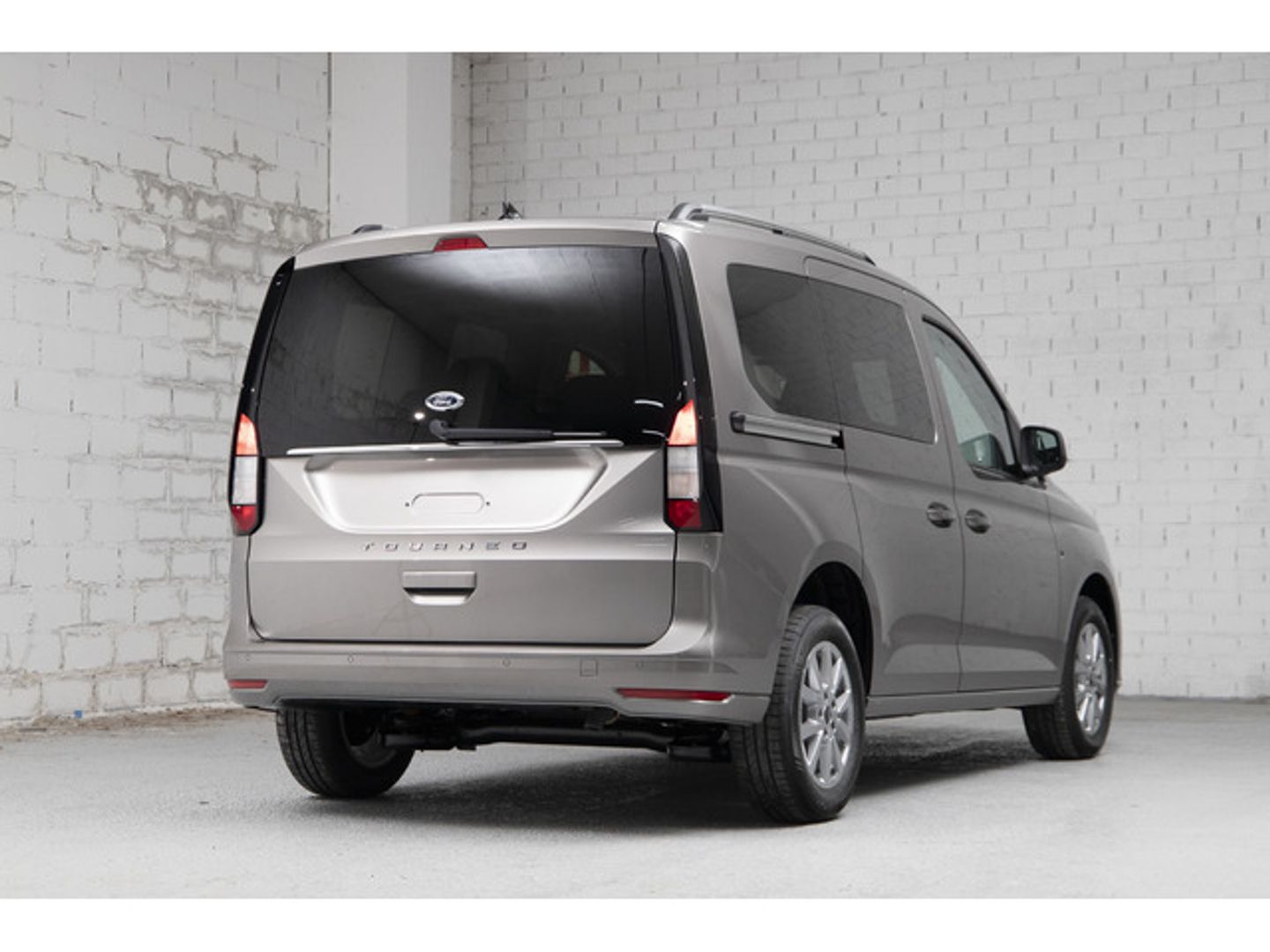 Ford Tourneo Connect 2.0 Ecoblue S&S Titanium 75 kW (102 CV)